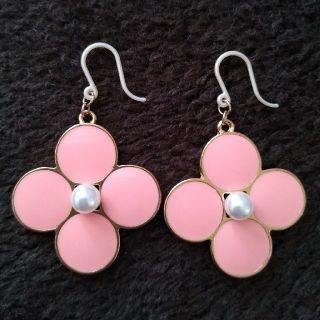 お花のピアス(ピアス)