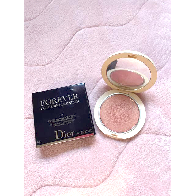 Christian Dior(クリスチャンディオール)のはち様専用❣️ コスメ/美容のベースメイク/化粧品(フェイスパウダー)の商品写真