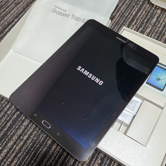 Galaxy(ギャラクシー)のGalaxy Tab S2 9.7 (SM-T810) WiFiモデル スマホ/家電/カメラのPC/タブレット(タブレット)の商品写真