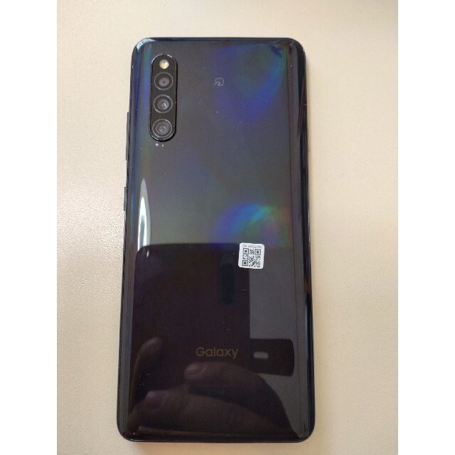 Galaxy(ギャラクシー)の最終値下げ！SAMSUNG A41 SCV48ブラックUQ版 SIM解除済　美品 スマホ/家電/カメラのスマートフォン/携帯電話(スマートフォン本体)の商品写真