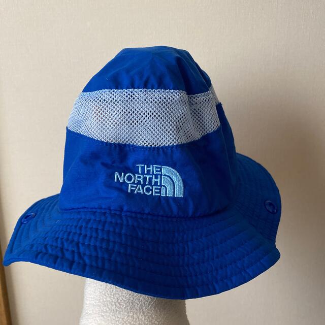 THE NORTH FACE(ザノースフェイス)のノースフェイス　キッズ帽子　ブルー　S キッズ/ベビー/マタニティのこども用ファッション小物(帽子)の商品写真