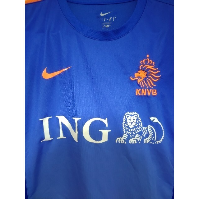 NIKE(ナイキ)のオランダ代表 ユニフォーム Lサイズ サッカー NIKE ナイキ 半袖 青 スポーツ/アウトドアのサッカー/フットサル(ウェア)の商品写真