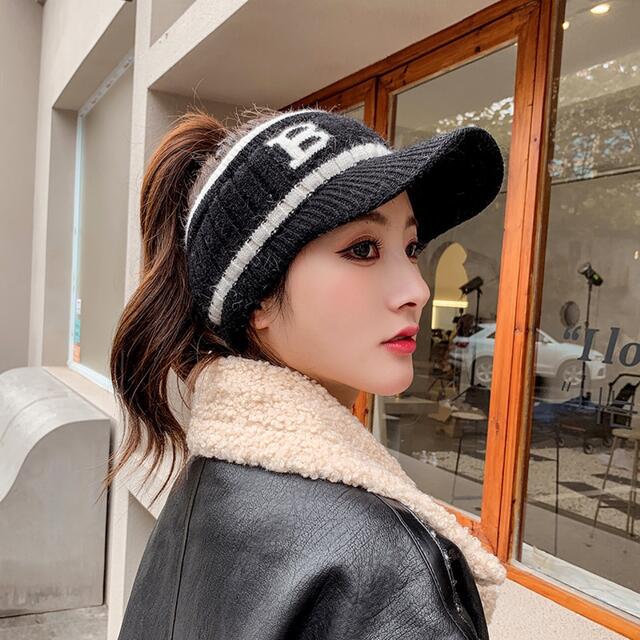 当店一番人気 新品 未使用品 JIMMYCHOO ジミーチュウ 帽子 サン