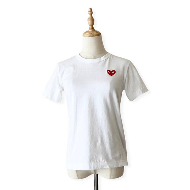 COMME des GARCONS(コムデギャルソン)のCOMME des GARÇONS コムデギャルソン 半袖Tシャツ ワッペン レディースのトップス(Tシャツ(半袖/袖なし))の商品写真