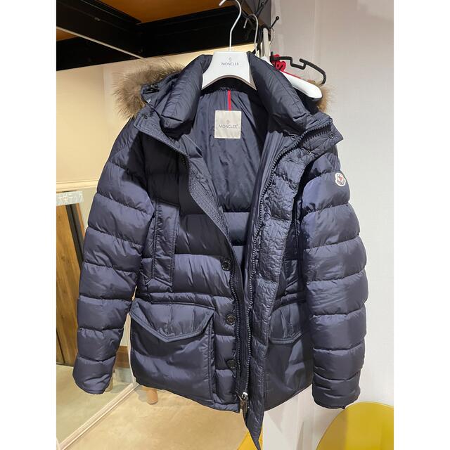 MONCLER(モンクレール)のダウンジャケット メンズのジャケット/アウター(ダウンジャケット)の商品写真