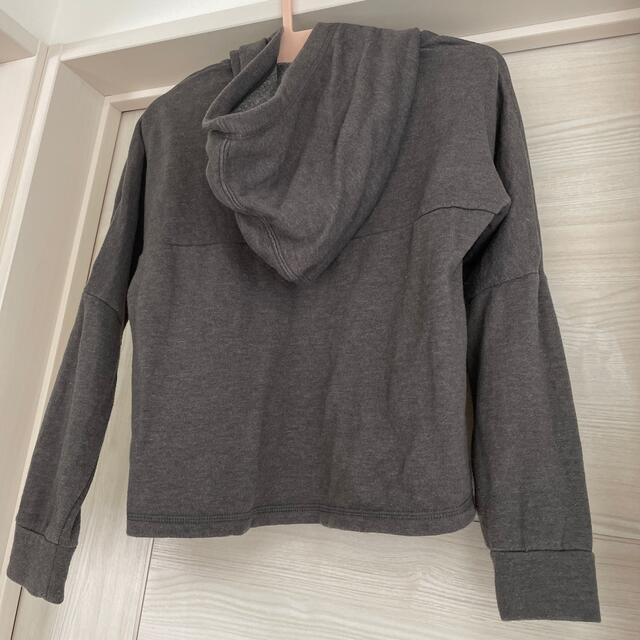 GAP(ギャップ)の140 GAP パーカー キッズ/ベビー/マタニティのキッズ服女の子用(90cm~)(Tシャツ/カットソー)の商品写真