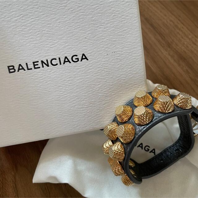 レビュー高評価のおせち贈り物 Balenciaga バレンシアガ　ブレスレット - ブレスレット+バングル
