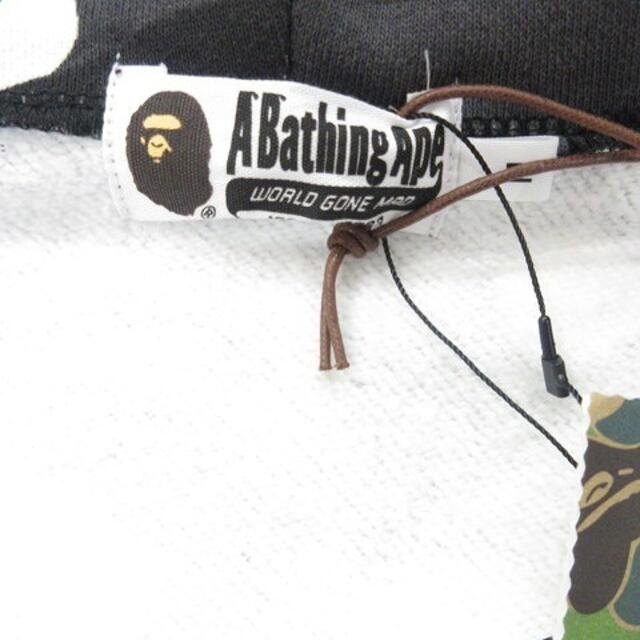 A BATHING APE(アベイシングエイプ)のアベイシングエイプ  グローインザダーク シャーク パーカー M メンズのトップス(パーカー)の商品写真