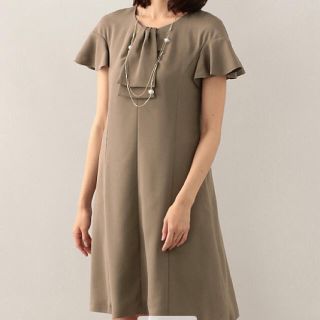 トゥービーシック(TO BE CHIC)の【未使用】TO BE CHIC トリアセストレッチドレス　サイズ42(ひざ丈ワンピース)