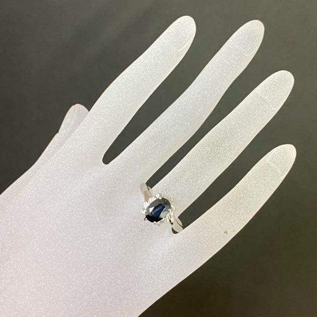 Pt900　天然サファイアリング　S1.97ct　サイズ21号　6.1g レディースのアクセサリー(リング(指輪))の商品写真