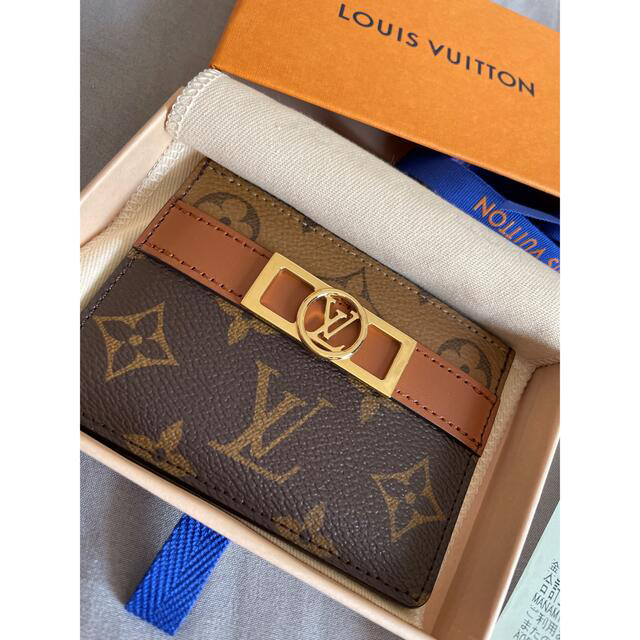 LOUIS VUITTON(ルイヴィトン)のカードケース　LOUIS VUITTON ポルト カルト・ドーフィーヌ レディースのファッション小物(名刺入れ/定期入れ)の商品写真