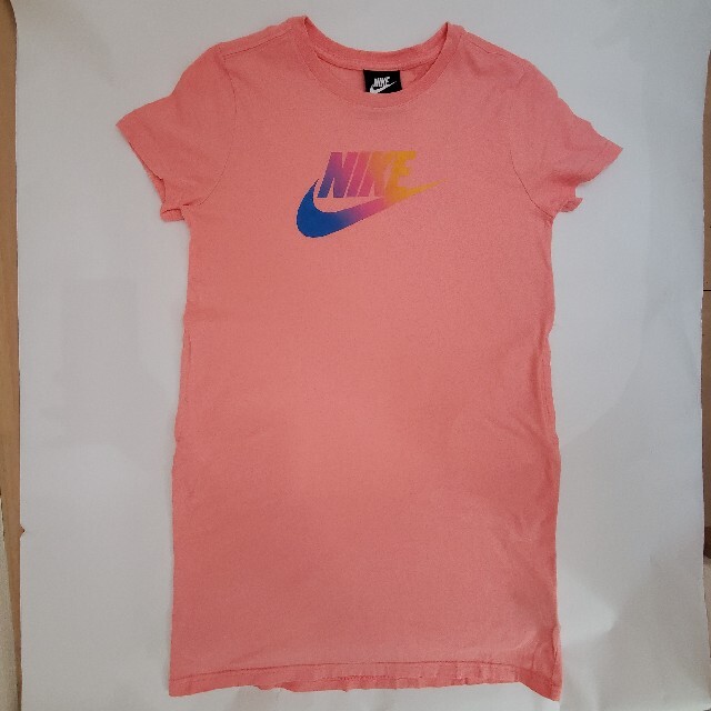 NIKE(ナイキ)の【USED】NIKE Tシャツワンピース　ピンク KIDS Lサイズ 大人もOK レディースのワンピース(ミニワンピース)の商品写真