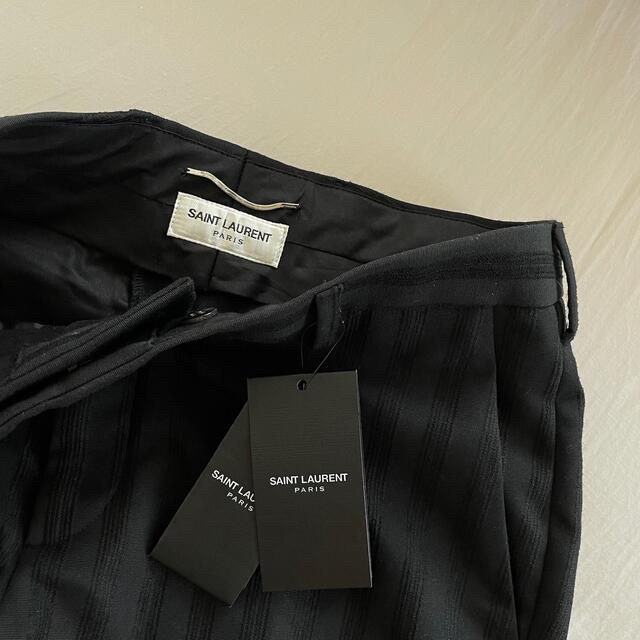 Saint Laurent(サンローラン)の定価 143,000円。  サンローラン   国内正規。 メンズのパンツ(スラックス)の商品写真