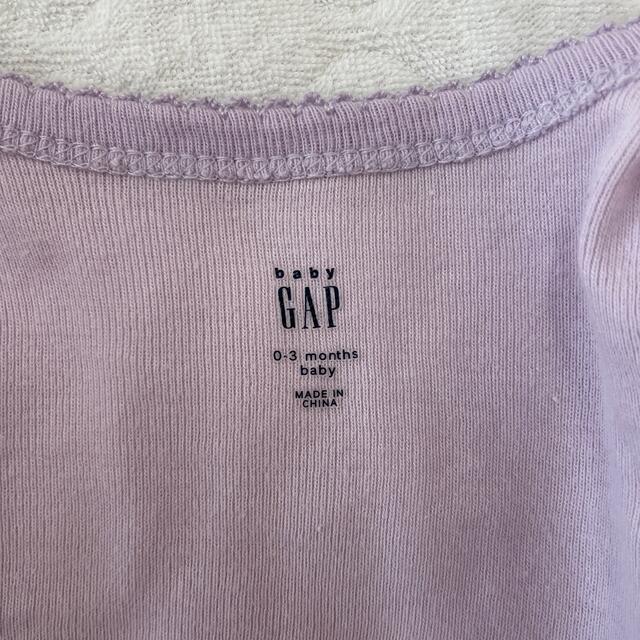 babyGAP(ベビーギャップ)のbabyGAP ロンパース　３枚セット キッズ/ベビー/マタニティのベビー服(~85cm)(ロンパース)の商品写真