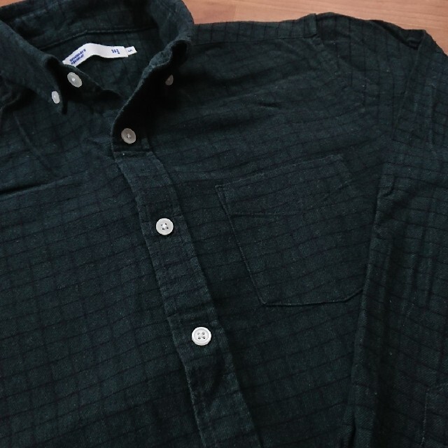 SEVENDAYS=SUNDAY(セブンデイズサンデイ)のシャツ 深緑 S メンズのトップス(シャツ)の商品写真