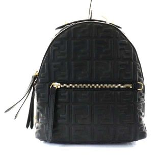 フェンディ(FENDI)のフェンディ レザーFFエンボス加工 バックパック 黒 8BZ038A72V(リュック/バックパック)