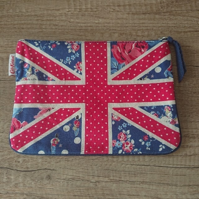 Cath Kidston(キャスキッドソン)のCath Kidstonポーチ レディースのファッション小物(ポーチ)の商品写真