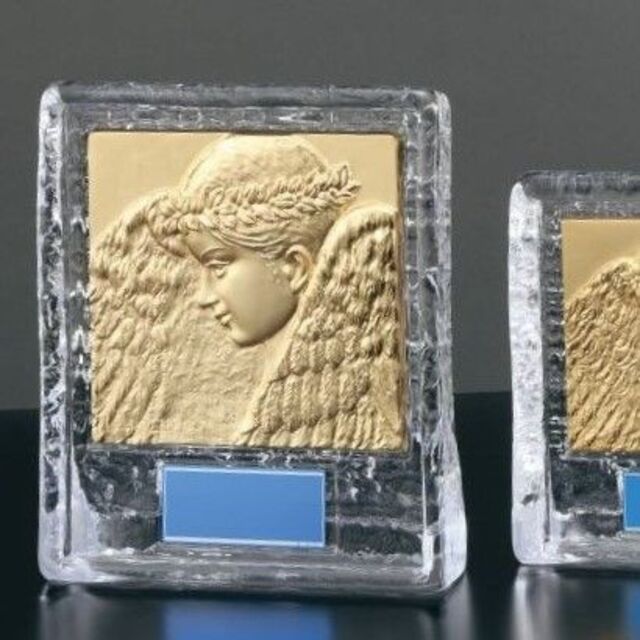 新品・ガラス製の表彰盾「女神」 置物