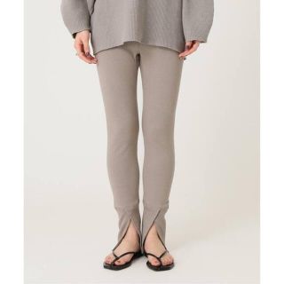 ドゥーズィエムクラス(DEUXIEME CLASSE)のAmericana LEGGINGS スリットコットンレギンス ベージュ(レギンス/スパッツ)