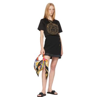 ヴェルサーチ(VERSACE)のミニスカート　ベルサーチ　(ミニスカート)