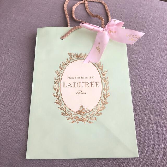 LADUREE(ラデュレ)のラデュレ　ショッパー　リボン レディースのバッグ(ショップ袋)の商品写真