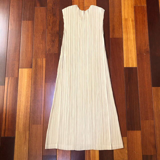 PLEATS PLEASE ISSEY MIYAKE - PLEATS PLEASE ワンピース 3サイズ