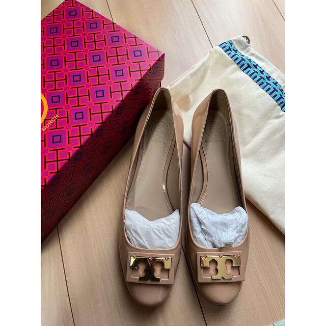Tory Burch トリーバーチ エナメルパンプス divinebyeschoolsintl.com
