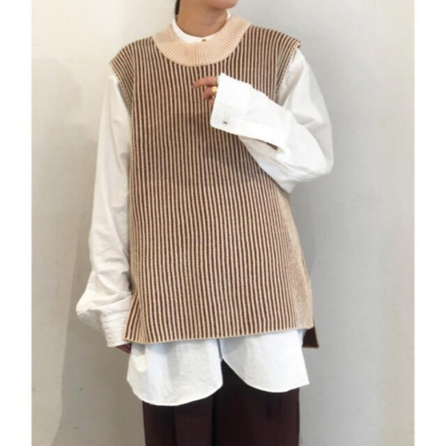 TODAYFUL(トゥデイフル)のtodayful タックストライプベストTuck Stripe Vest レディースのトップス(ベスト/ジレ)の商品写真