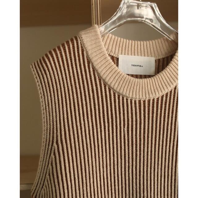 TODAYFUL(トゥデイフル)のtodayful タックストライプベストTuck Stripe Vest レディースのトップス(ベスト/ジレ)の商品写真