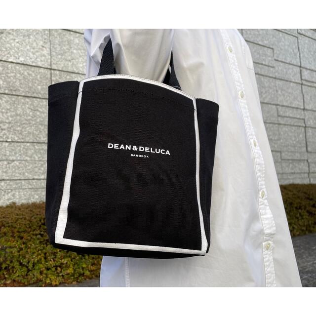 DEAN & DELUCA(ディーンアンドデルーカ)のDEAN&DELUCAトートバッグ タイ限定 ブラック 超人気商品！早い者勝ち レディースのバッグ(トートバッグ)の商品写真