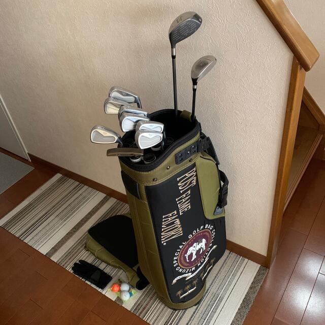 格安‼️初心者メンズゴルフクラブセット⛳️TaylorMadeほかバッグ付 ️の通販 by プー's shop｜ラクマ