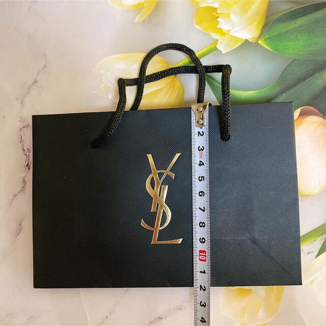 Yves Saint Laurent Beaute(イヴサンローランボーテ)の【今週限定】イヴ・サンローラン ショップ袋4個 コスメ/美容のコスメ/美容 その他(その他)の商品写真