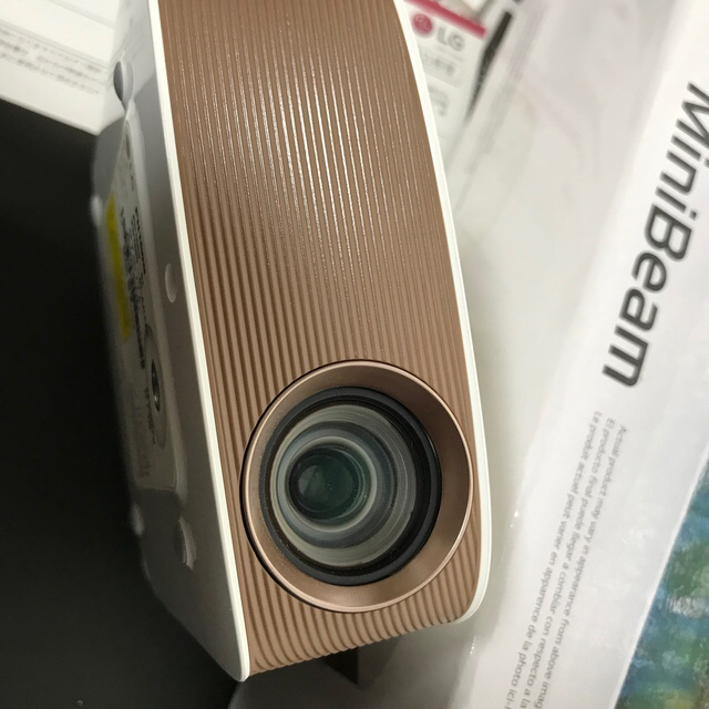 LG Electronics - 国内正規 LG Mini beam LEDモバイルプロジェクター