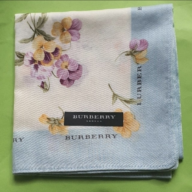 お買い得人気SALE BURBERRY バーバリー BURBERRY ハンカチ ３枚セット 上品な花柄 新品 シール付きの通販 by ゲナハ's  shop｜バーバリーならラクマ