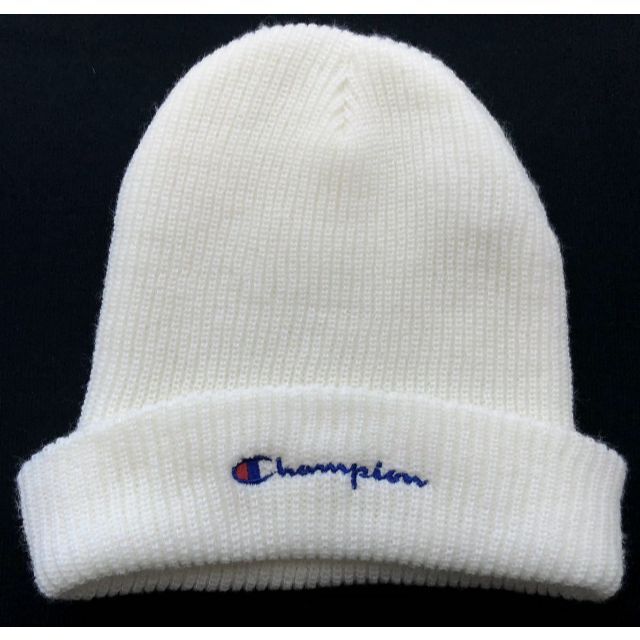 Champion(チャンピオン)の美品 チャンピオン ニット帽 ニットキャップ ワッチ ビーニー 刺繍ロゴ メンズの帽子(ニット帽/ビーニー)の商品写真