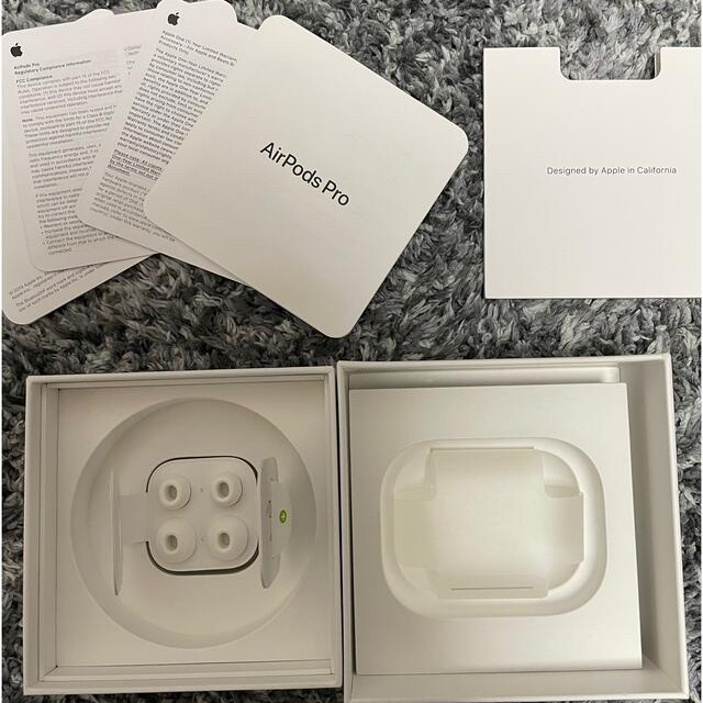 Apple(アップル)の「最短発送」 正規品 AirPods pro エアポッズプロ スマホ/家電/カメラのオーディオ機器(ヘッドフォン/イヤフォン)の商品写真