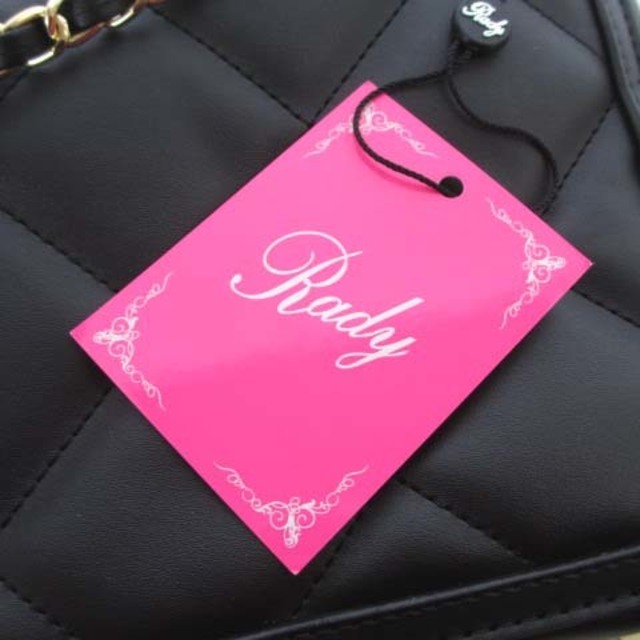 Rady(レディー)のレディ キルティング バニティ チェーンショルダーバッグ ロゴ ゴールド金具 黒 レディースのバッグ(ショルダーバッグ)の商品写真