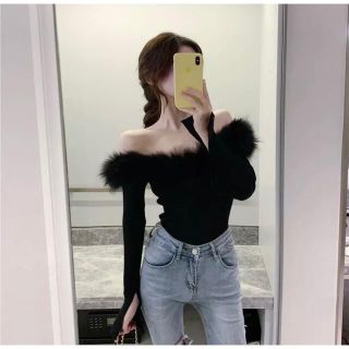 ザラ(ZARA)のファー　オフショル　トップス　dholic randy stella tokyo(カットソー(長袖/七分))