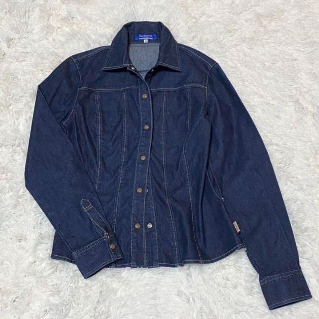 BURBERRY BLUE LABEL(バーバリーブルーレーベル)の✨美品✨バーバリーブルーレーベル✨デニムジャケット　デニムシャツ　38 M レディースのジャケット/アウター(Gジャン/デニムジャケット)の商品写真
