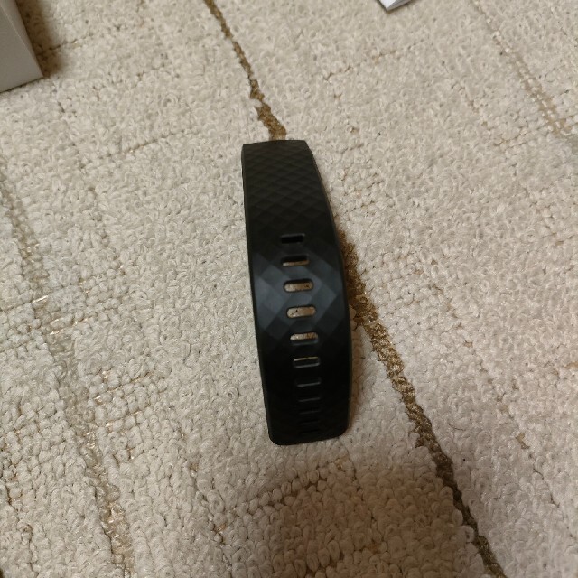 fitfit(フィットフィット)のfitbit charge3替えベルト メンズの時計(ラバーベルト)の商品写真