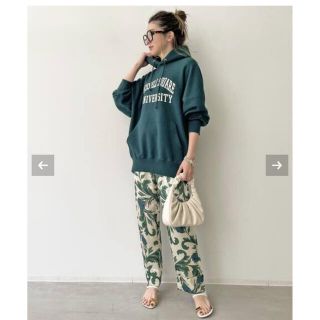 アパルトモンドゥーズィエムクラス(L'Appartement DEUXIEME CLASSE)の 【SENSI STUDIO】Print Slouchy Pants  (カジュアルパンツ)