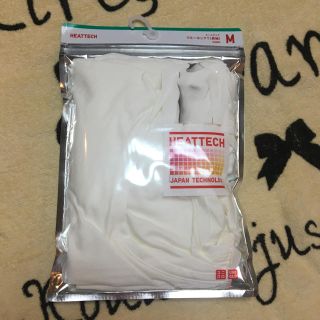 ユニクロ(UNIQLO)のUNIQLO ユニクロ ヒートテック 今期 新品 未使用 White M(アンダーシャツ/防寒インナー)