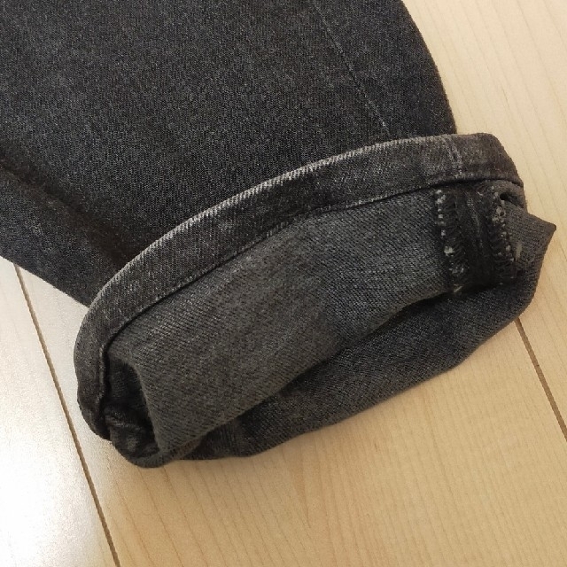 MUJI (無印良品)(ムジルシリョウヒン)の無印良品 ジーンズ 黒 SLIM 33インチ（83.5cm） メンズのパンツ(デニム/ジーンズ)の商品写真