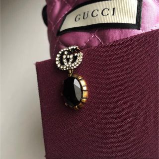 Gucci - GUCCI クリスタル付き ダブルG ピアス ブラック BTS テヒョン