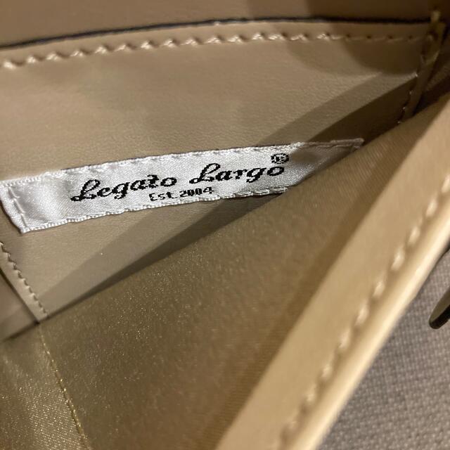 Legato Largo(レガートラルゴ)のレガートラルゴ 折り畳み財布 ベージュ 軽い 薄い コンパクト レディースのファッション小物(財布)の商品写真