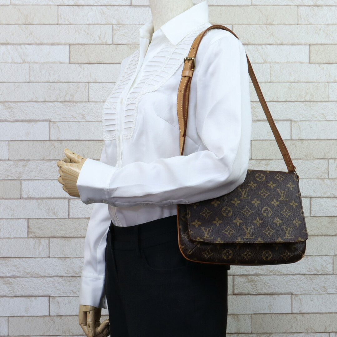 VUITTON ミュゼットタンゴ ショルダーバッグ