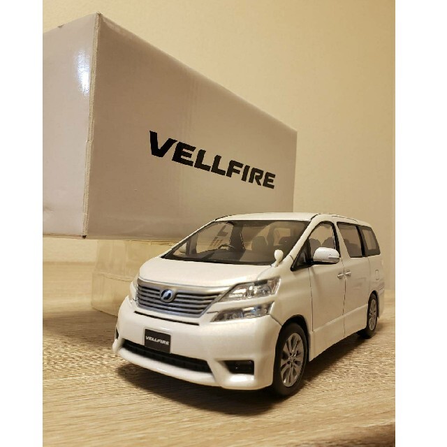 トヨタ - 【非売品】ヴェルファイア 20系 ミニカー カラーサンル トヨタ - 【非売品】ヴェルファイア 20系 ミニカー カラーサンル