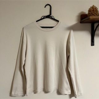 ムジルシリョウヒン(MUJI (無印良品))の無印良品　MUJI 長袖Tシャツ　カットソー　ベージュ　スムース編み(カットソー(長袖/七分))