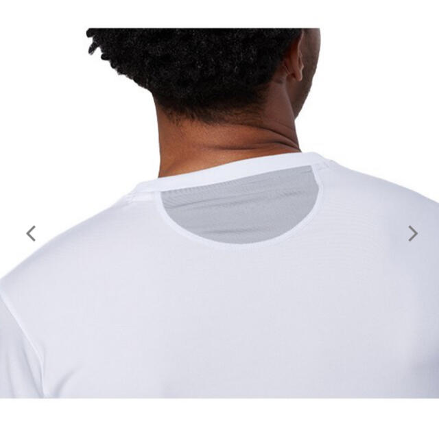 UNDER ARMOUR(アンダーアーマー)のUNDER ARMOUR クール TシャツL / White メンズのトップス(Tシャツ/カットソー(半袖/袖なし))の商品写真