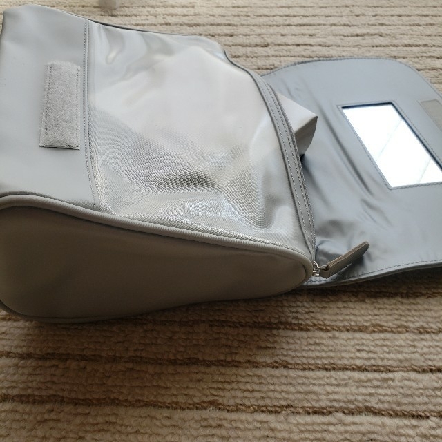 agnes b.(アニエスベー)のアニエスベー　マキシポーチ　サブバッグ　旅行　メイクポーチ　大容量　スケルトン レディースのバッグ(クラッチバッグ)の商品写真